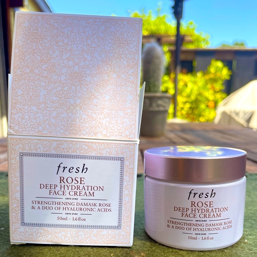 NWT fresh Rose & Hyaluronic Acid Deep Hydration Moisturizer